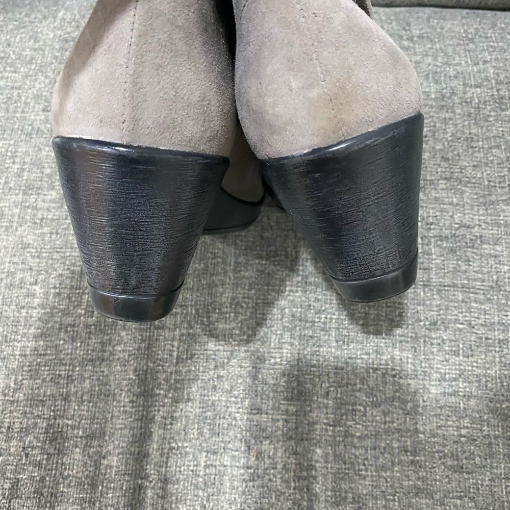 Dansko Romy Gray Ankle Wedge Boots Women Size Eu 38 - Picture 4 of 11